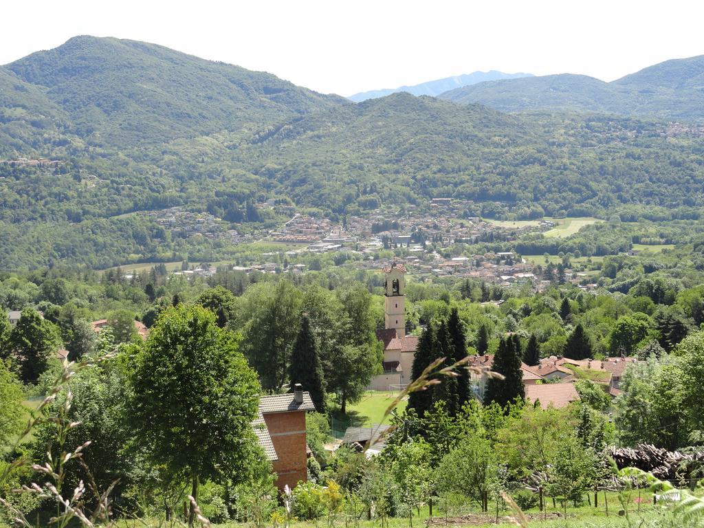 Bed and Breakfast La Casa Del Borgo Brissago-Valtravaglia Exterior foto