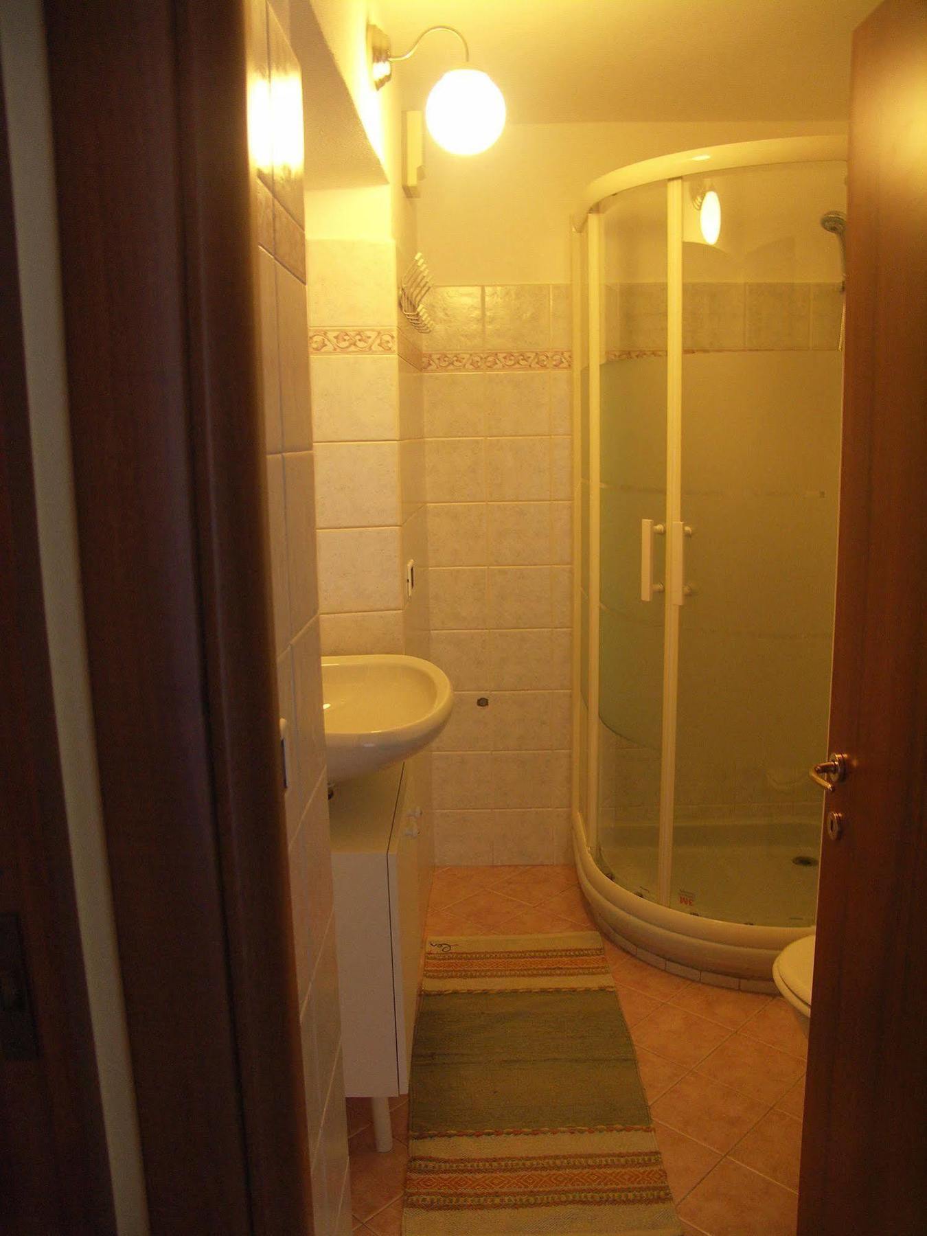 Bed and Breakfast La Casa Del Borgo Brissago-Valtravaglia Exterior foto